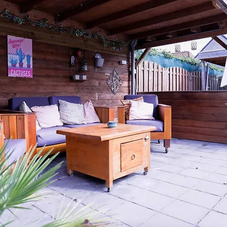 Daire Waterhill's Bed *