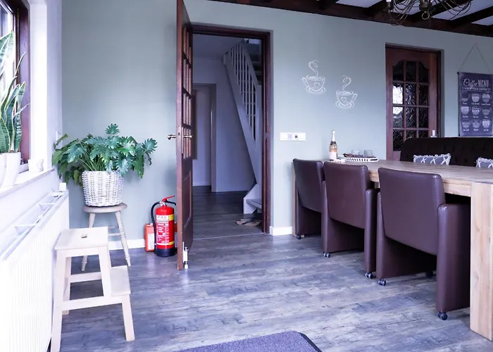 Waterhill's Bed * Dinteloord